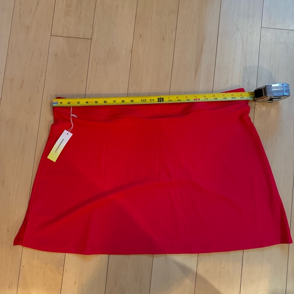 NWT Lava (red) swim skirt in 1x from Summersalt - Picture 6 of 6